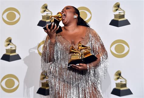 Lizzo Fights Back Against Social Media Troll Who Criticized Her Weight