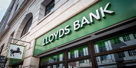 lloyds account fees
