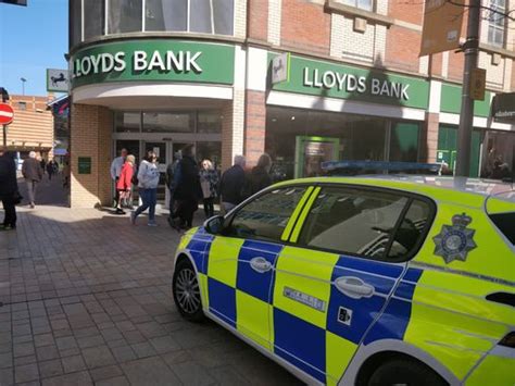 lloyds bank jameson street hull