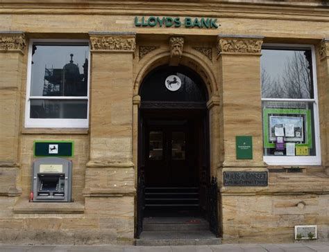 lloyds bank salisbury branch