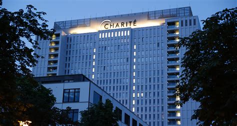 AllInOne LMS and LXP Software Avallain