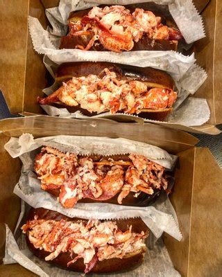 lobstah roll TLM