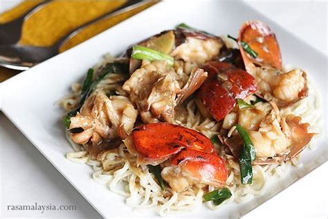Cantonese Ginger Scallion Lobster Recipe (Copycat of Tang