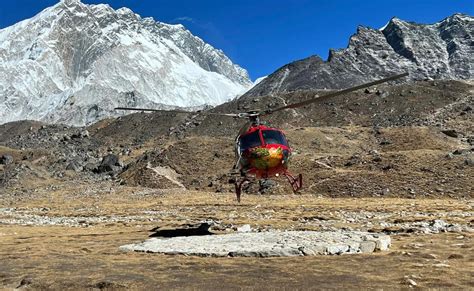 lobuche to kathmandu helicopter flight