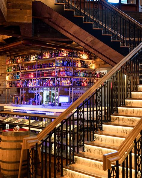 Local Bars Open Late