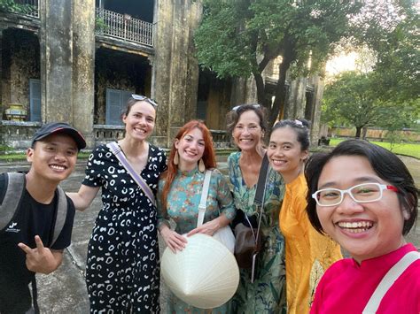 local vietnamese guide