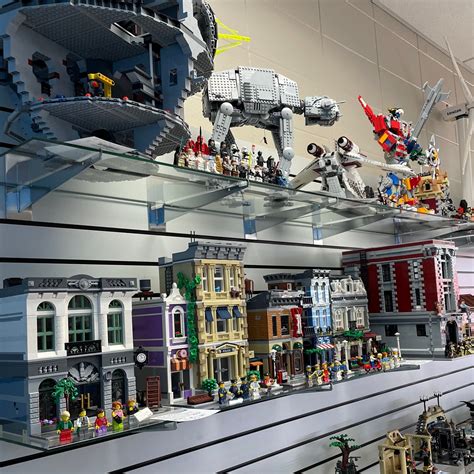 location bricks and minifigs