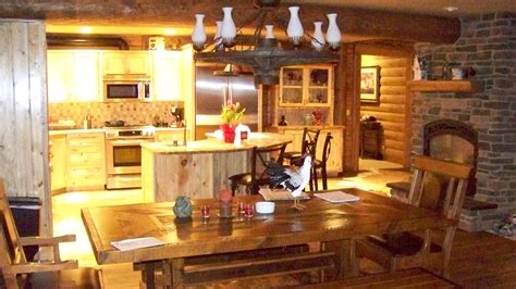 Log Cabin Decor Table