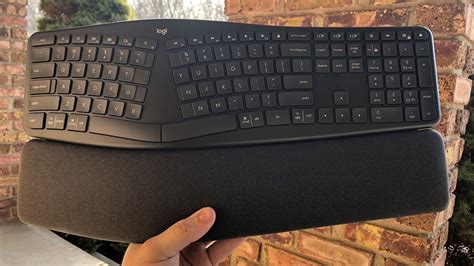 Logitech Ergonomic Keyboard