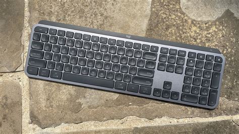 logitech mx keyboard arrow keys not working
