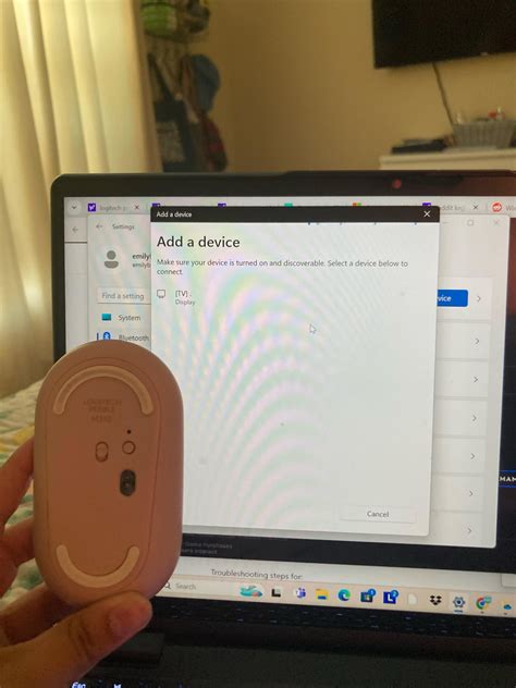 How to change / replace battery on Logitech Pebble M350 silent mouse 🖱️