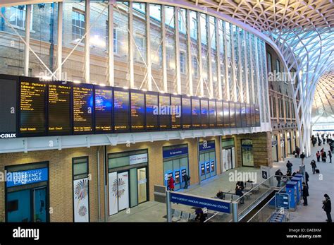 london kings cross station departures