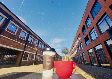 Discover the Ultimate Londoner Experience: Quaint Cafes for a Cosmopolitan Touch