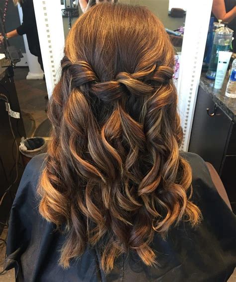 Unique Long Hairstyles For Date Night With Simple Style
