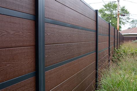 long lasting fence