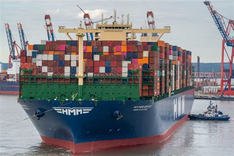 longest cargo ship in the world