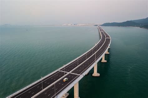 longest sea bridge in asia