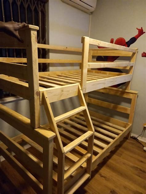 Looking For Tri Bunk Beds