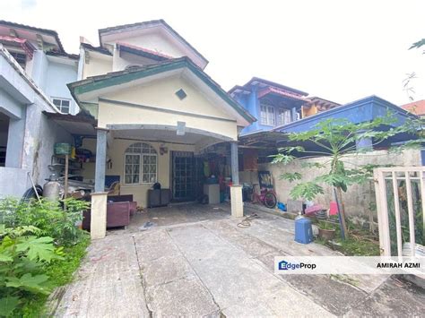 7 Dekorasi Lorong Rumah untuk Mengubah Kesan Sempit dan Gelap