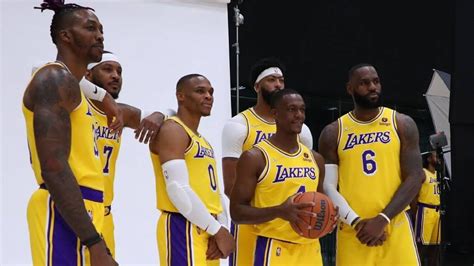 los angeles lakers 2021 roster