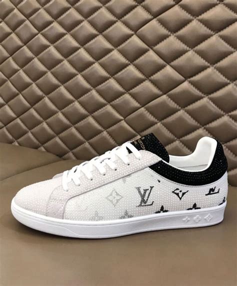 louis vuitton men's sneakers