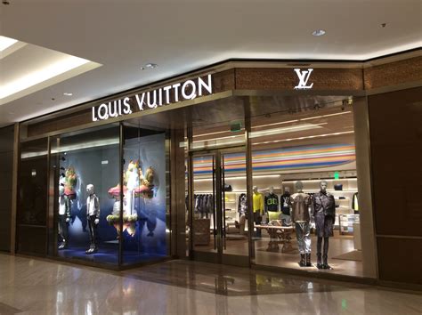 louis vuitton outlet stores in ca