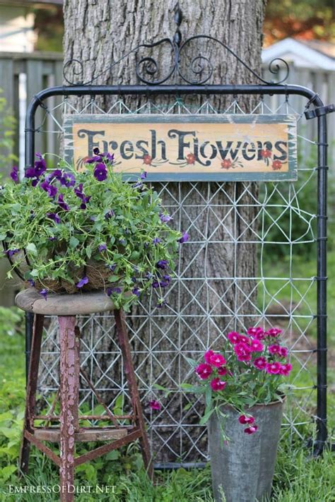 43 DIY Garden Signs to Beautify and Decorate Your Garden in 2020