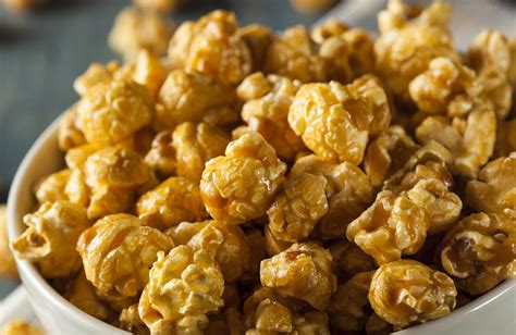 low calorie caramel popcorn