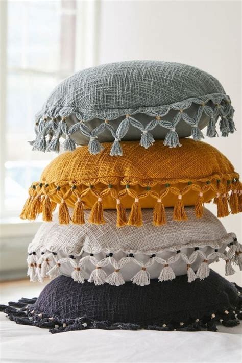 Low Cost Throw Pillows