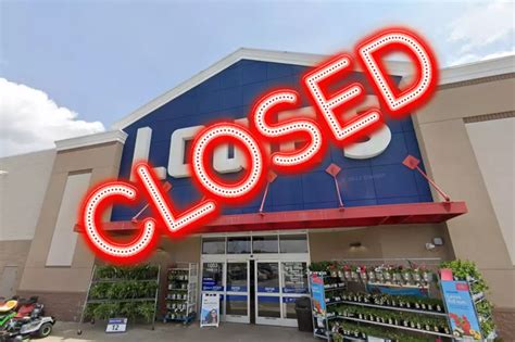 Lowe S Closing Times