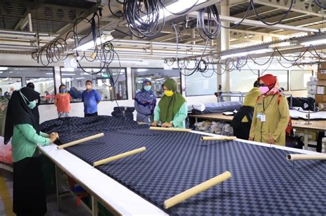 Lowongan Kerja Pabrik Di Tangerang Hari Ini: Peluang Karir Menjanjikan Di Kota Industri