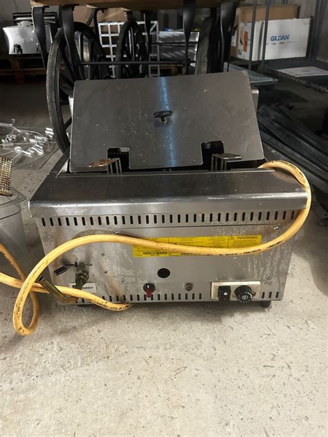 Lpg Table Top Fryer Second Hand