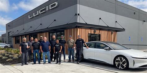 lucid approved body shop near me location