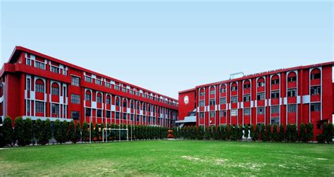 lucknow public college gomti nagar