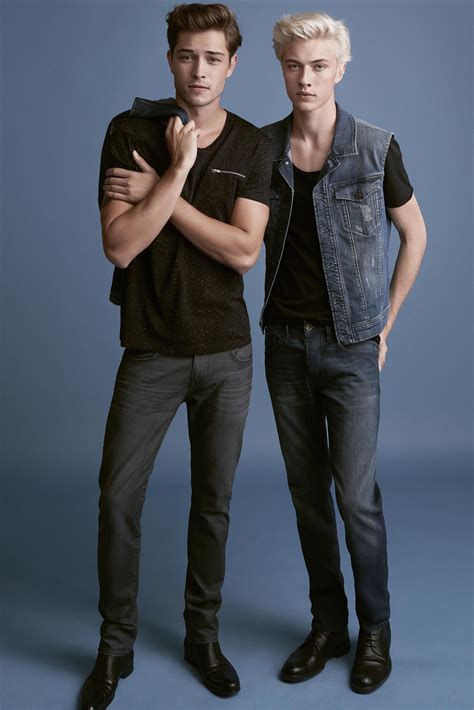 Lucky Blue Smith Height: Unveil His Secrets!