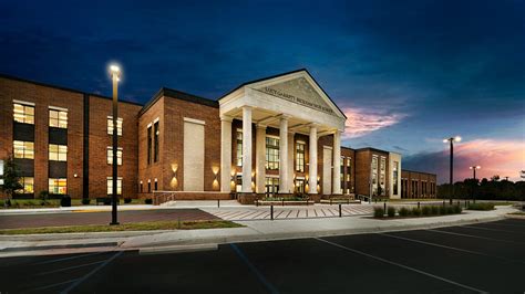 Lucy Beckham High School