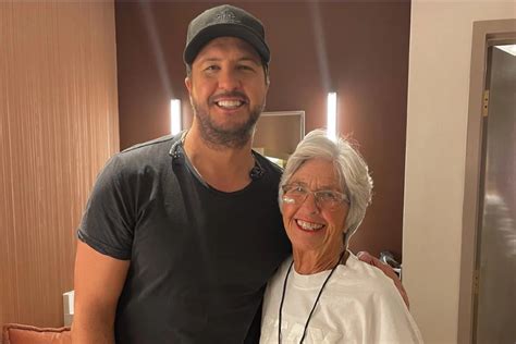 luke bryan's father and mother