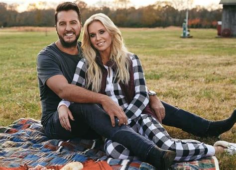 luke bryan wife age