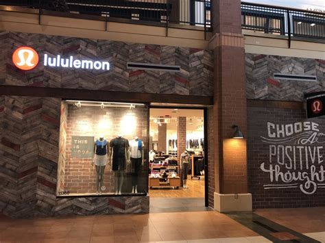 lululemon near me phone number