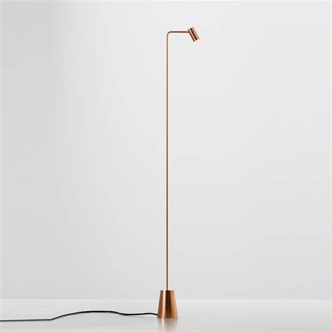 Luminaria De Piso Less