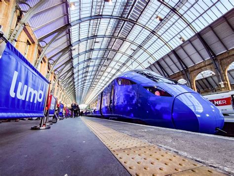 lumo train service london to edinburgh