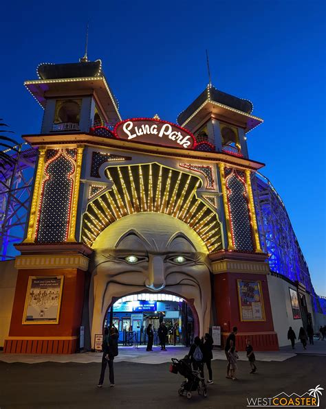 luna park melbourne address