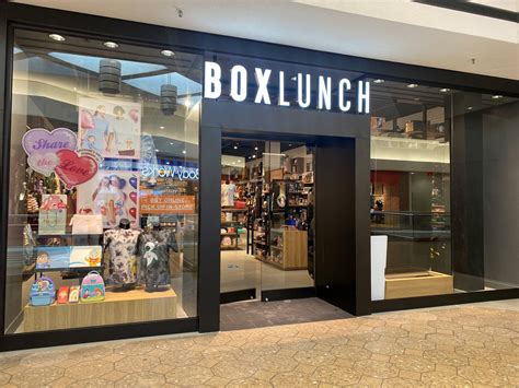 BoxLunch Pop Culture Gift Shop Walden Galleria