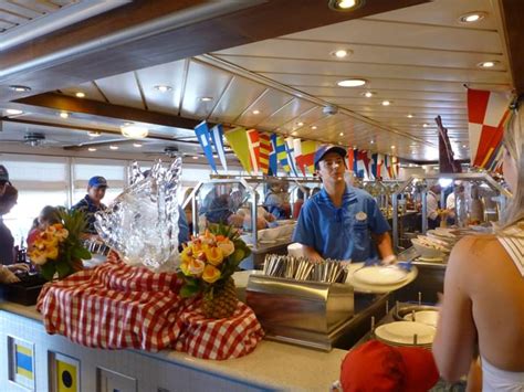 lunch buffet cruise