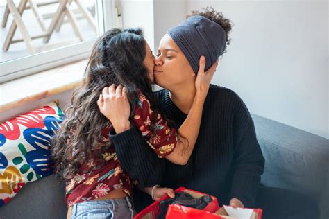 lusting lesbian lovers