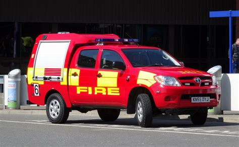 luton airport fire service