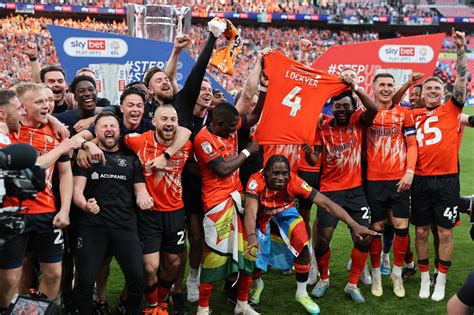 luton town promoted to premier league