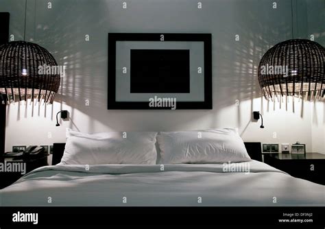 Luxurious and comfortable bed for bedroom