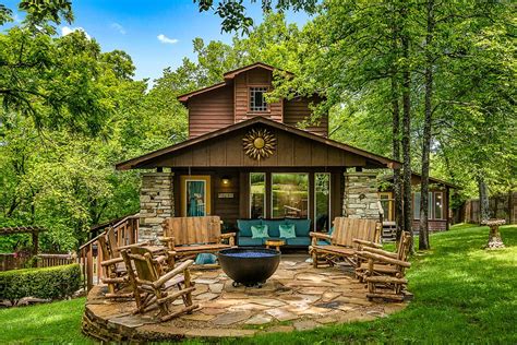 luxury cabins eureka springs ar