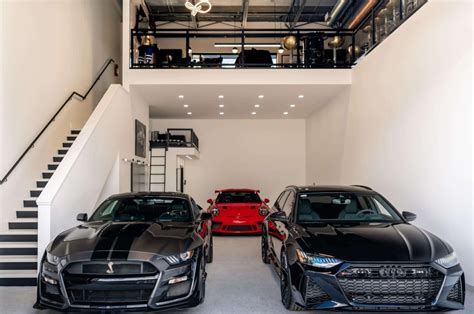 luxury car storage chicago
